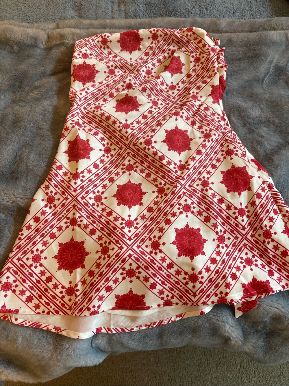 Beginning Boutique Silk Mini dress #NWT #Size8 #minidress #silk